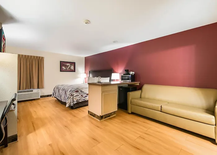 Econo Inn&suites 3*