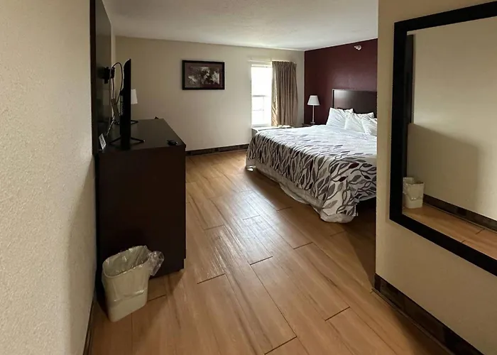 Econo Inn&suites 3*